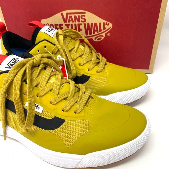 VANS Ultrarange Exo Green Canvas Sneakers Women's - Picture 8 of 10